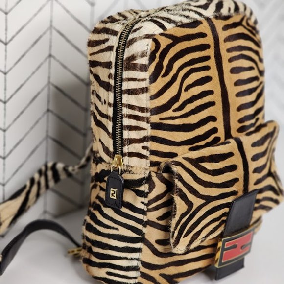 Fendi Mamma Baguette Animal Print and Calf Leather Backpack - Picture 3 of 15